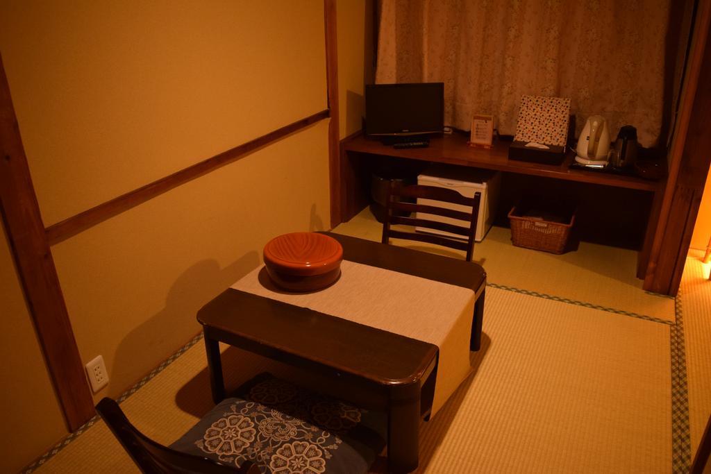 Готель Kikusuisou Annex Кусацу Екстер'єр фото